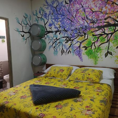 Hostal Macondo Inn Carmen de Viboral Ngoại thất bức ảnh