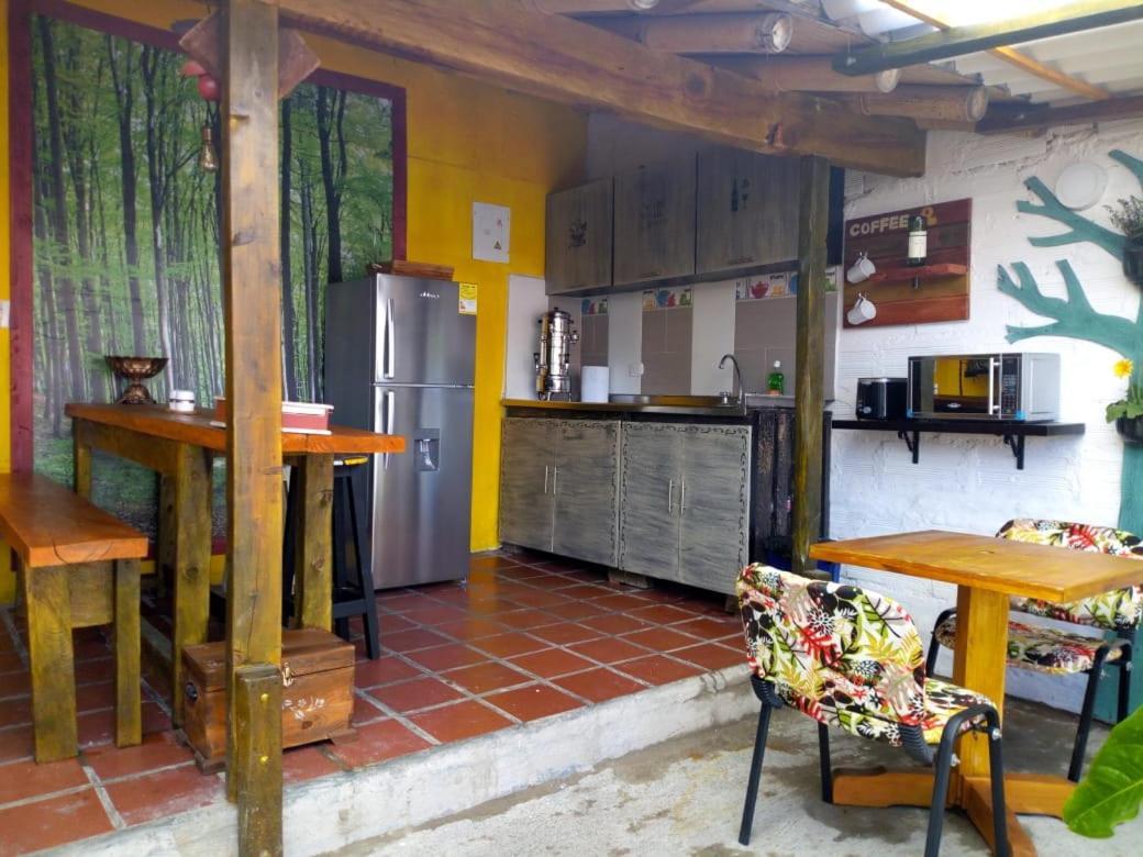 Hostal Macondo Inn Carmen de Viboral Ngoại thất bức ảnh